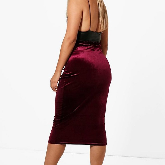 Burgundy Velvet Skirt - Picture 2 of 4